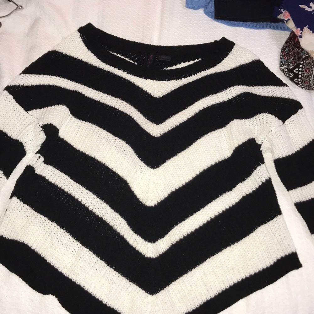 Heart N Crush sweater